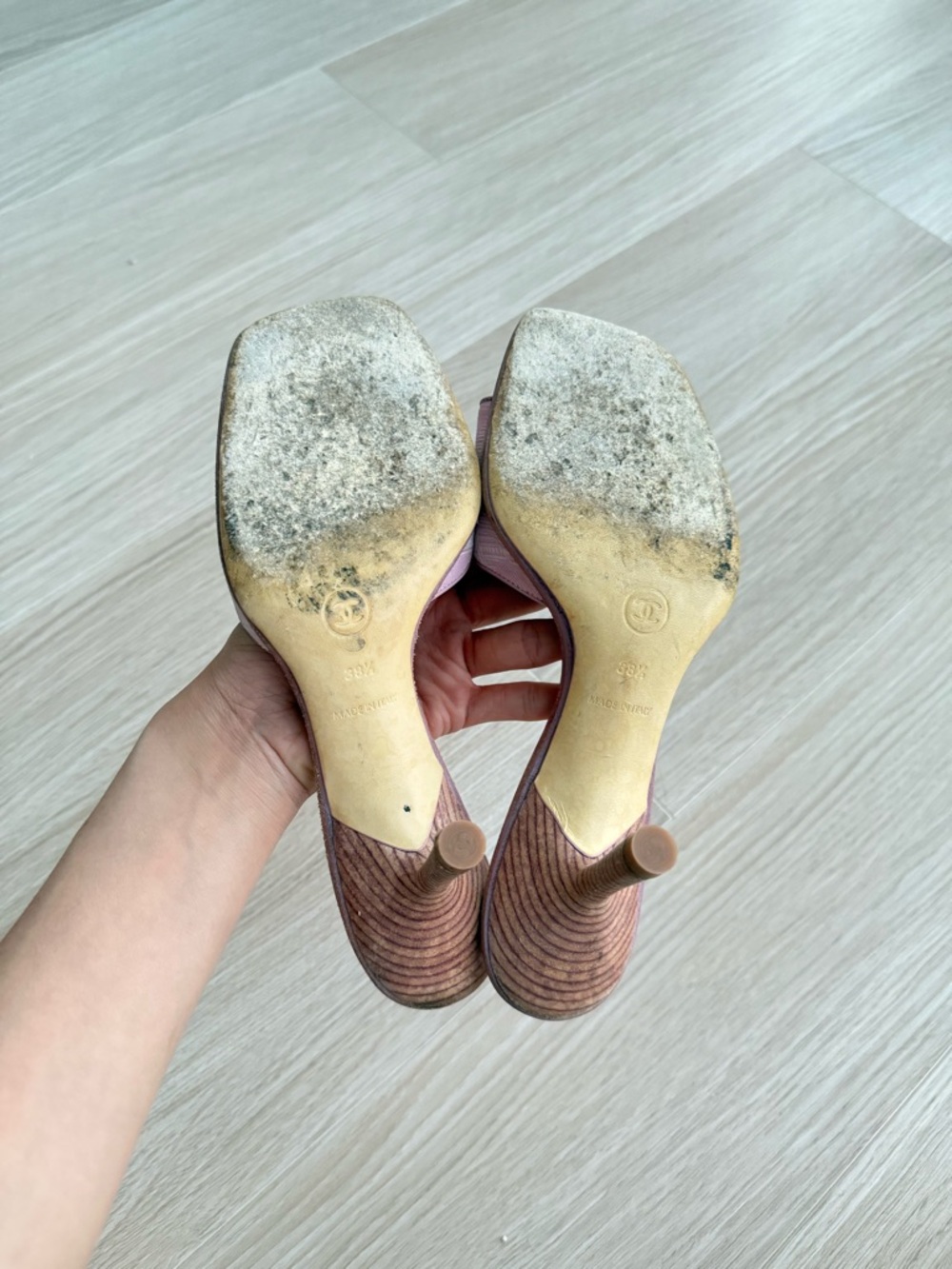 Authentic CHANEL Pink Camellia-Embroidered Slide Mules Stilettos heels - Picture 4 of 5